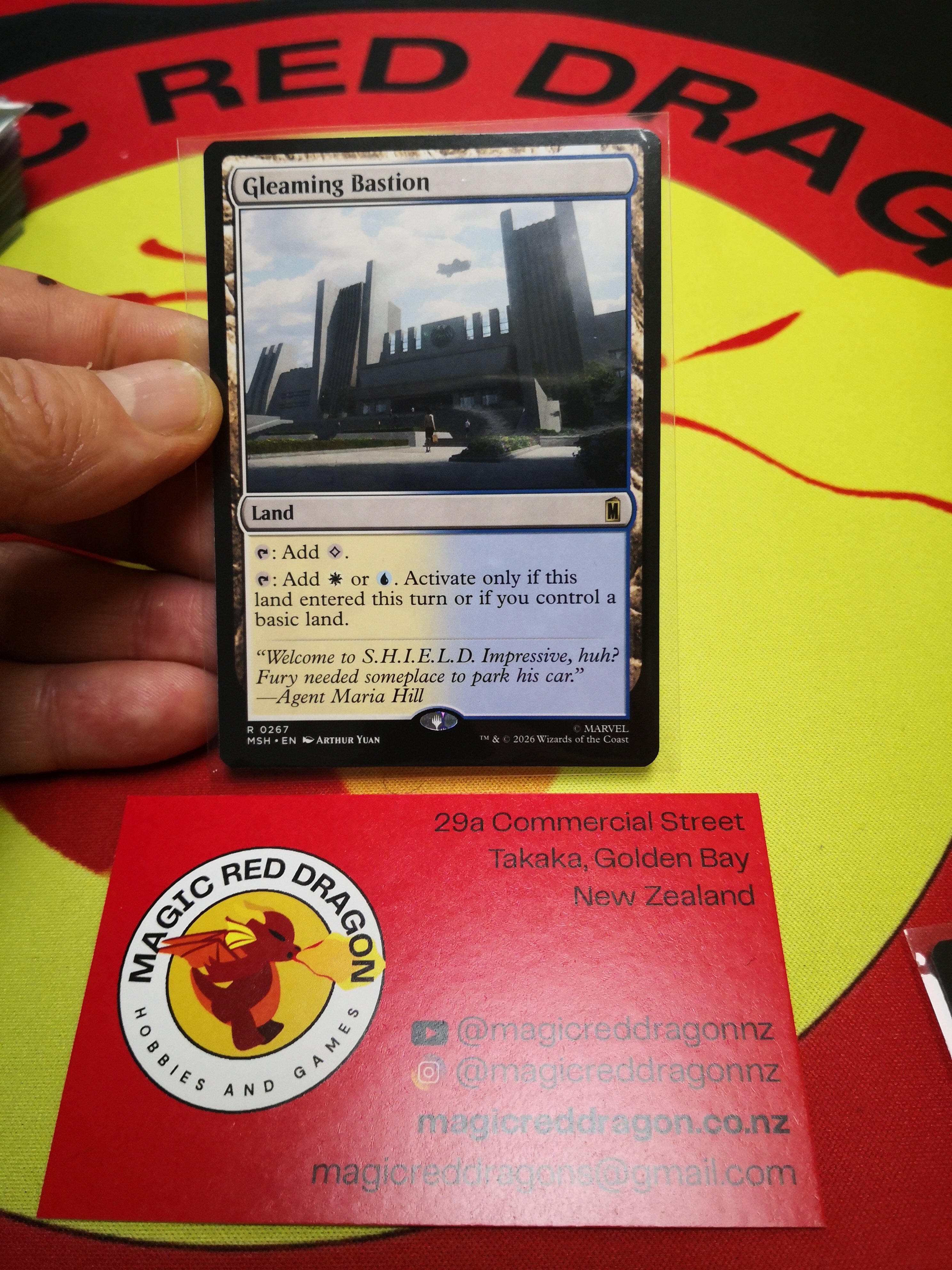Gleaming Bastion - Mtg singles -